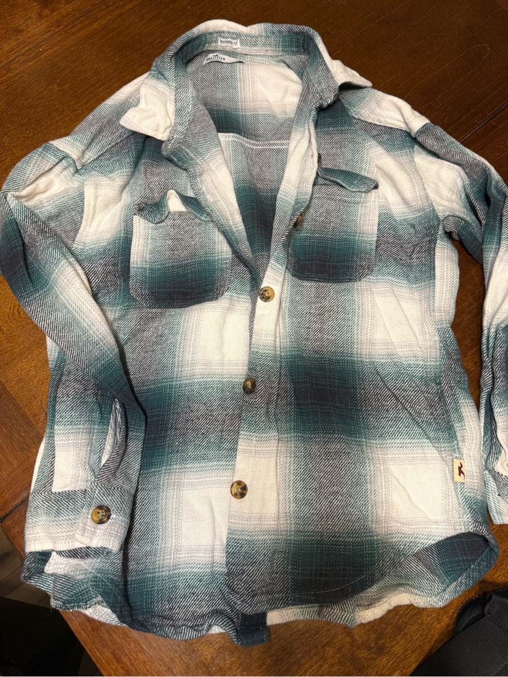 Hollister Flannel Shirt Women’s Green White Ombre Plaid Boyfriend Button Up S
